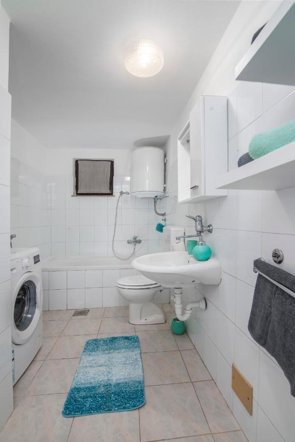Apartment Palma Pula Ngoại thất bức ảnh