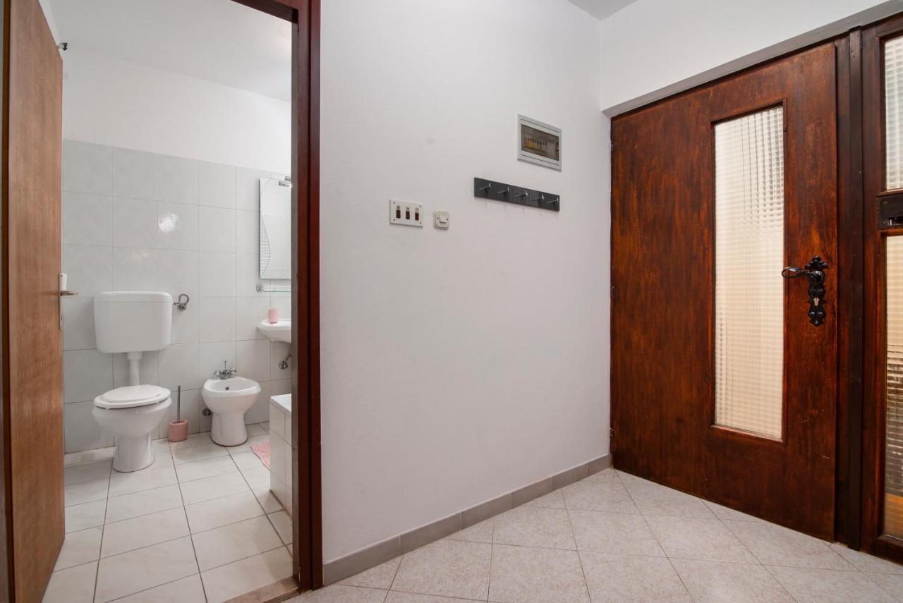 Apartment Palma Pula Ngoại thất bức ảnh