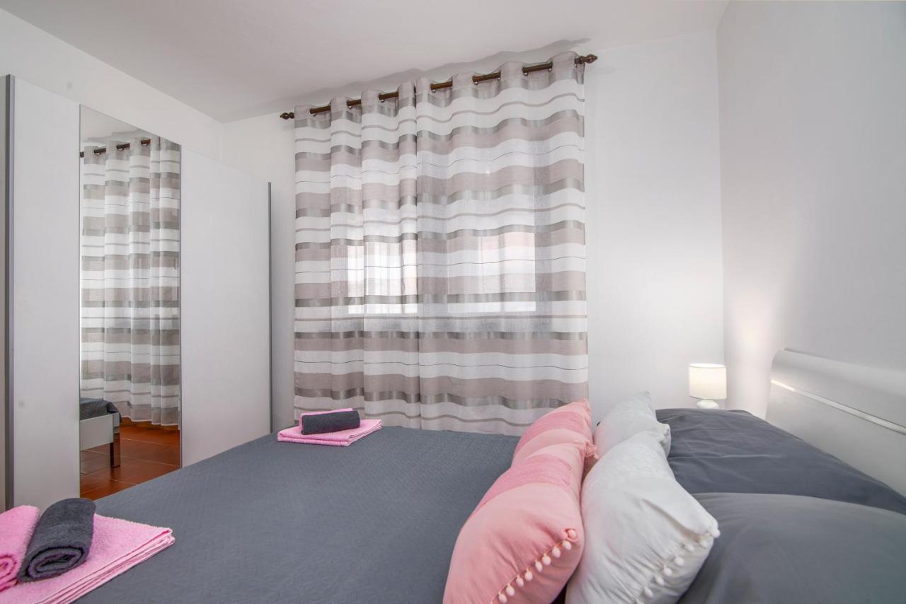 Apartment Palma Pula Ngoại thất bức ảnh