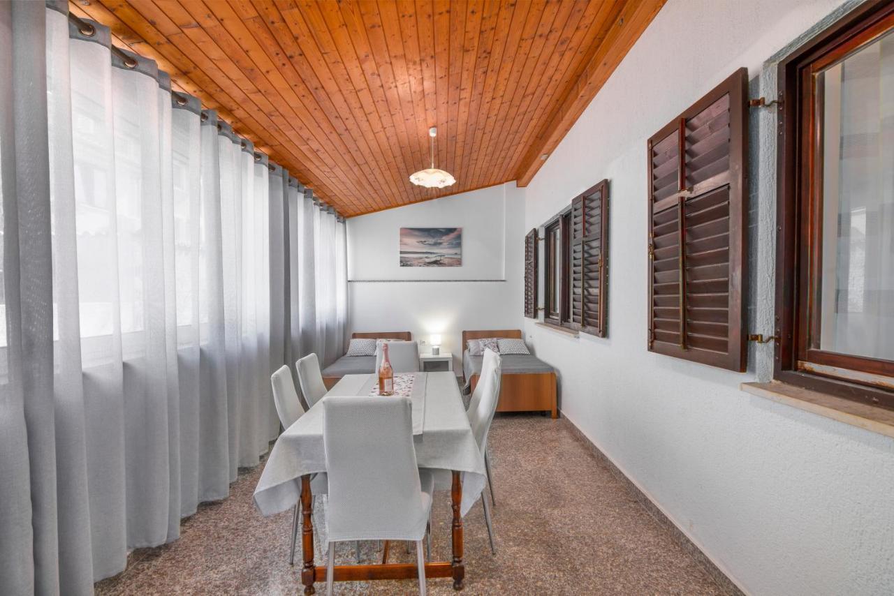 Apartment Palma Pula Ngoại thất bức ảnh