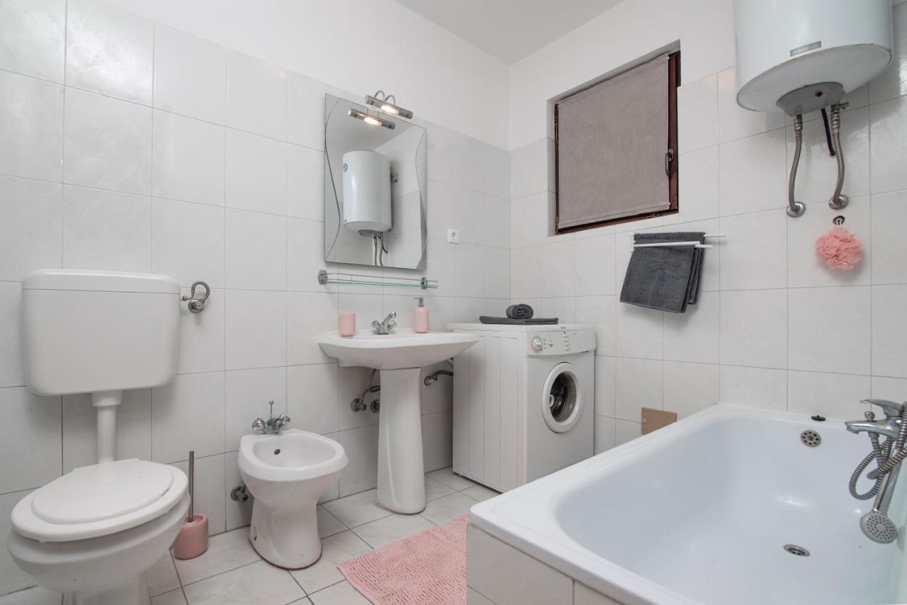 Apartment Palma Pula Ngoại thất bức ảnh