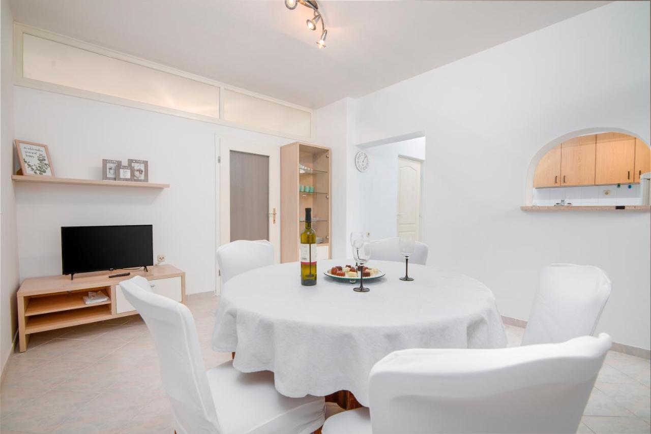 Apartment Palma Pula Ngoại thất bức ảnh